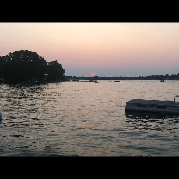 Meet your Posher, Debby - Picture 1 of 1